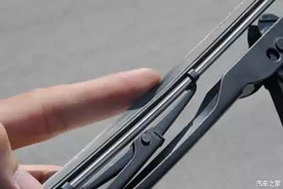 【冬季保养雨刷器 挑选六要素_汽车新闻】-易