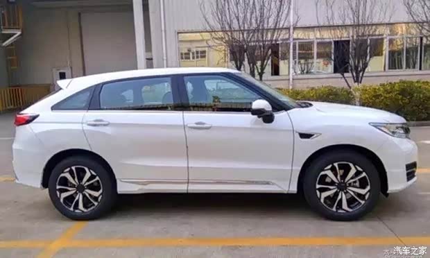 【东风本田旗舰大型SUV-URV重磅来袭!_汕头聚兴汽车新闻资讯】-高清图片