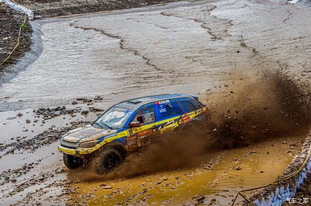 【图】长安CS75首秀 精彩美图你一定没有看过