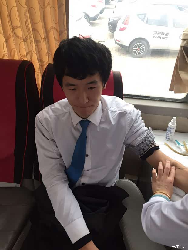 【拥军爱国支持国防德州泉昊公益献血活动_德