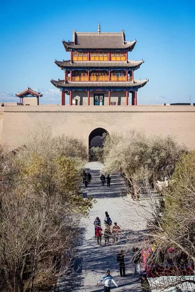 高山峡谷嘉峪关 什么都难不倒丝万团_广州广汽