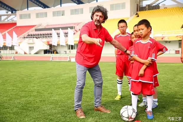 【巴塞青训惊现京城 幸福不要来得太突然_云南