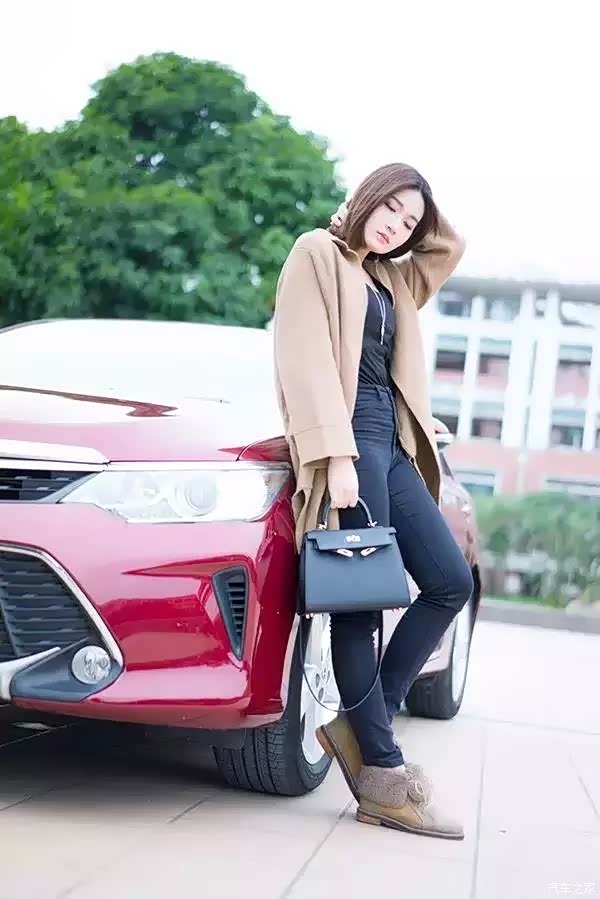 拍照如何拍车拍出高级感 620x0_1_q87_autohomedealer__wKgH5VaGIOCAMe6_AAPBo69422w984.jpg