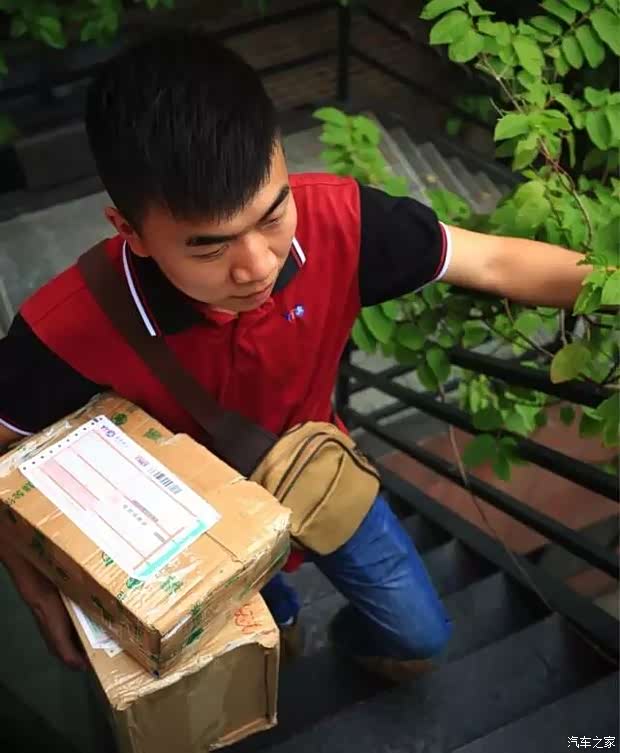 【五菱车主双十一快递员强哥的坚持与梦想_达