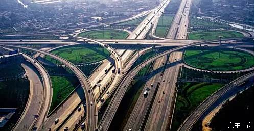 【为什么拿到驾驶证第一年不能上高速_粤迪比