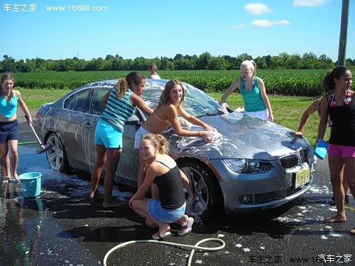 如何使用洗车水蜡洗车 620x0_1_q87_autohomedealer__wKjBxle5A-eAQ5v4AAIg55wUbCk430.jpg