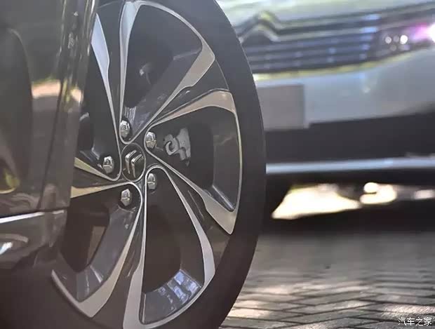 【聆听来自C6首席体验官们的真声音_鞍山华禹