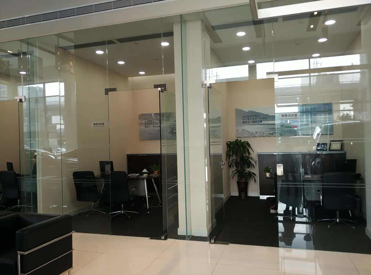 肇庆恒信捷豹路虎4s店 接待区