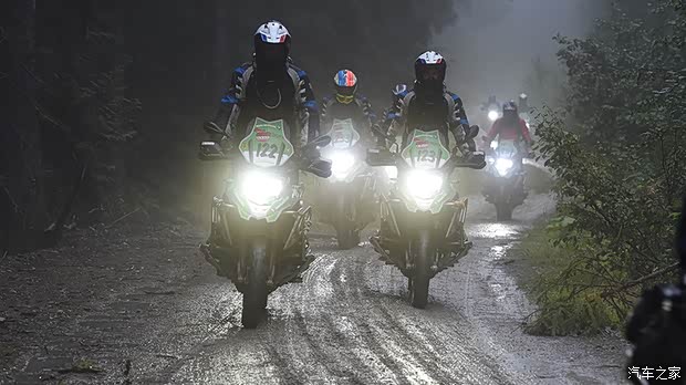 【宝马摩托车GSTrophy2016国际挑战赛在即_