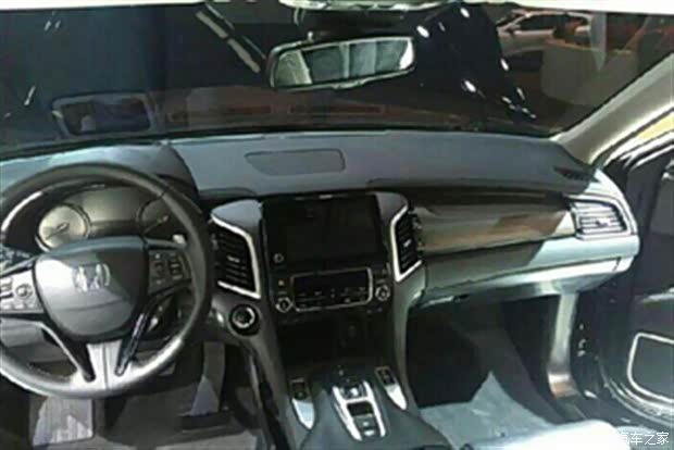 【广汽本田冠道内饰谍照曝光配悬浮液晶屏_青
