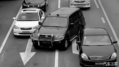 老司机不让路 620x0_1_q87_autohomedealer__wKgFVFbOahyAG7uZAAD6o0srioY209.jpg