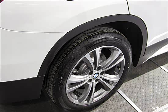 胎压多少容易爆胎 620x0_1_q87_autohomedealer__wKgFVFi0ykiAD21cAAGm1Yc0_AM576.jpg