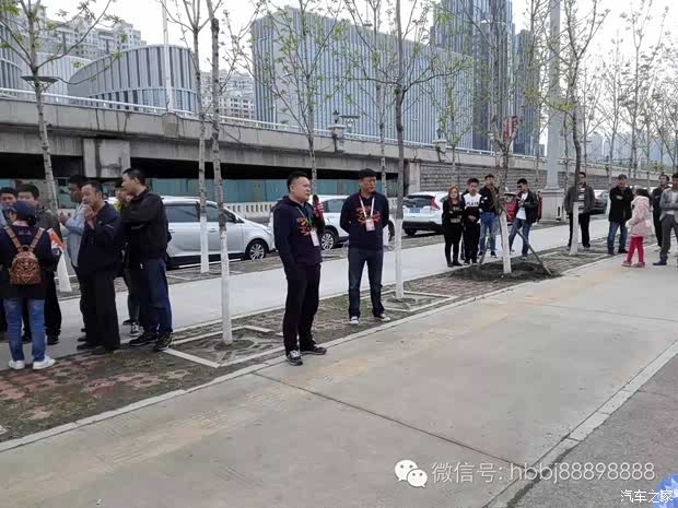 【宏宝宝骏车友俱乐部正式成立暨百人畅走节完