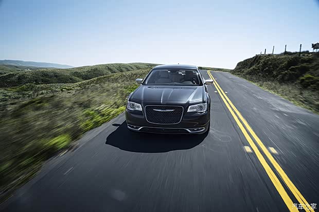【图】看新款克莱斯勒300C如何成为国民男神
