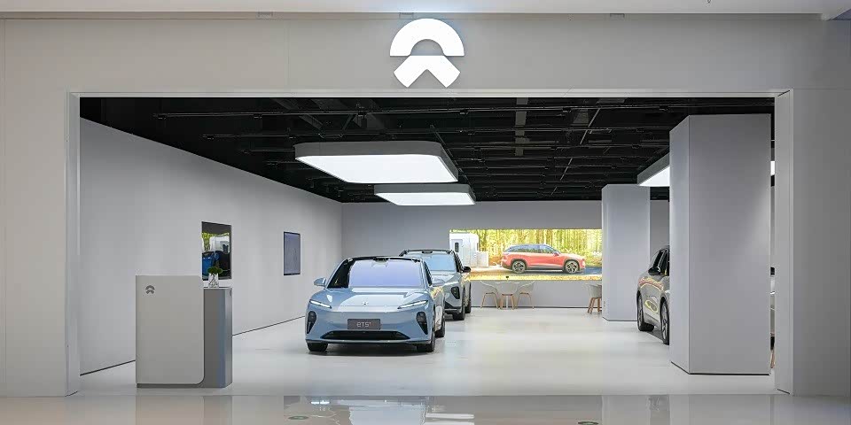 蔚来空间丨杭州滨江银泰