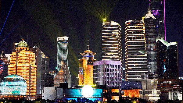 身临其境品鉴一场凯迪拉克上海音乐厅的音乐盛宴,欣赏驻场演出《海上