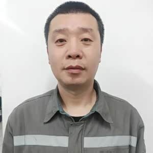 李辉