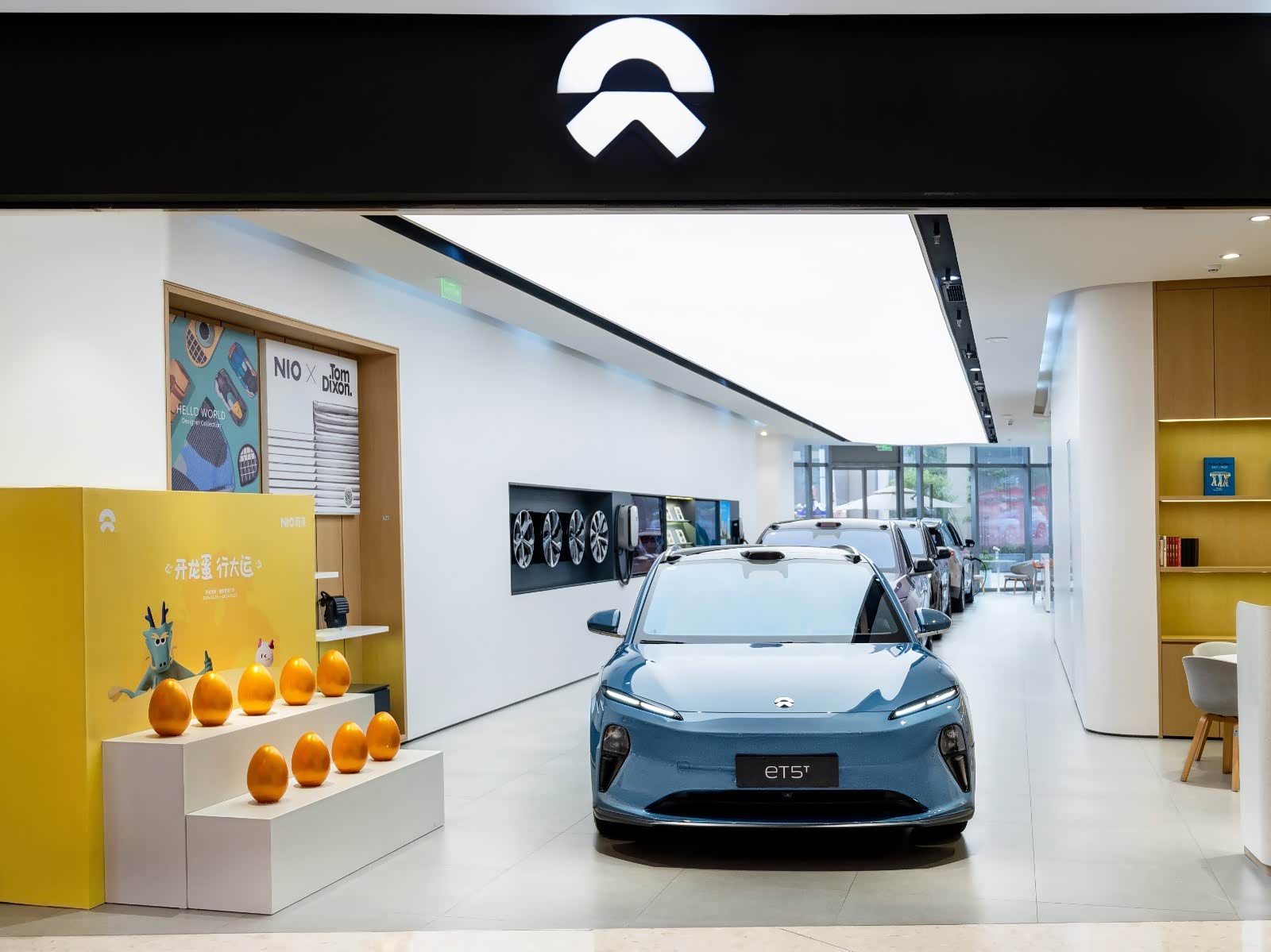 蔚来空间丨成都世茂广场