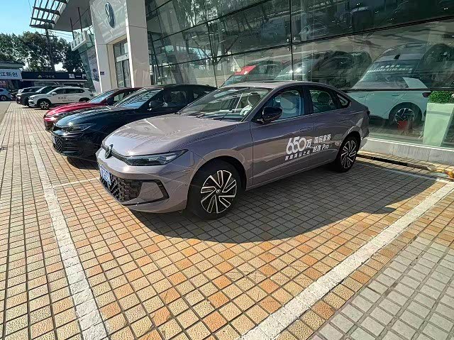 上汽大众吴江新创店