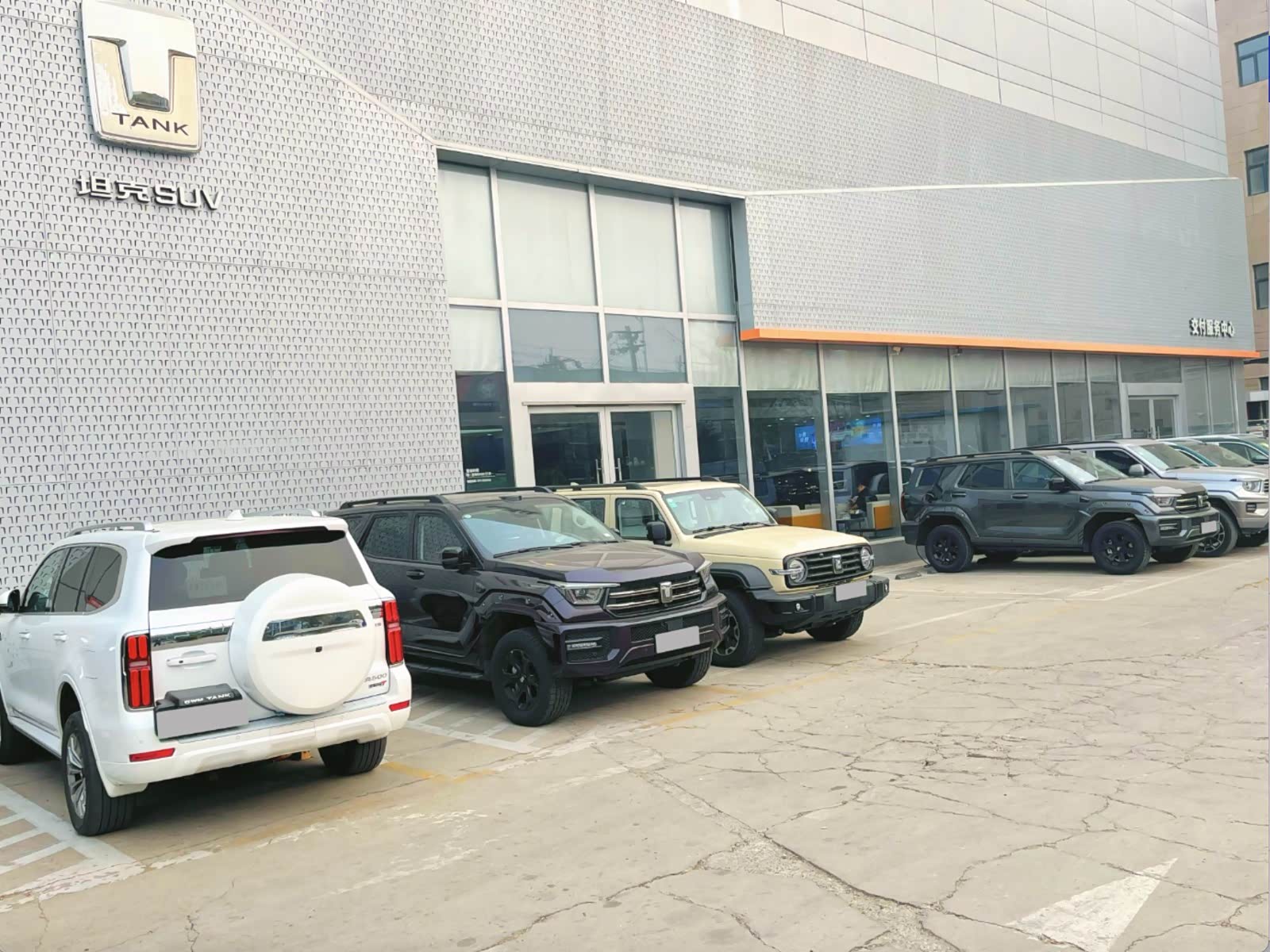 北京智行奥嘉-坦克