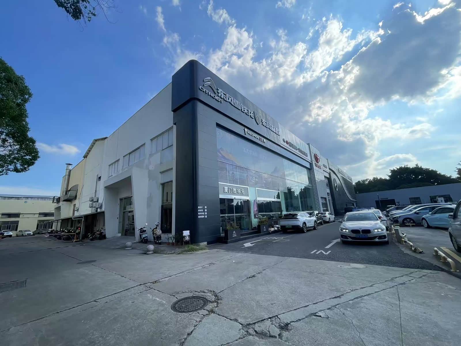 厦门胜华元标致雪铁龙