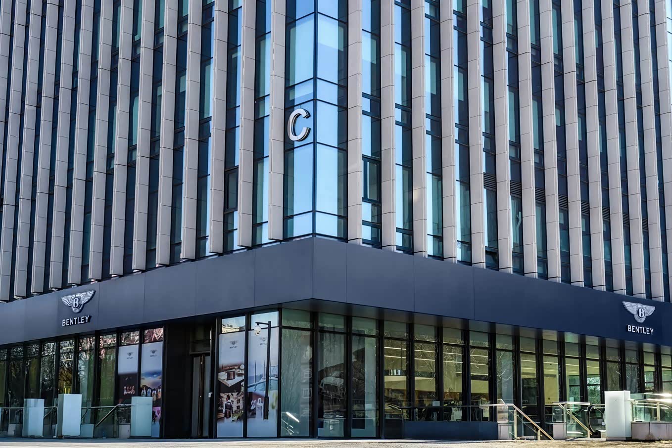 宾利北京-五棵松(和谐集团店)