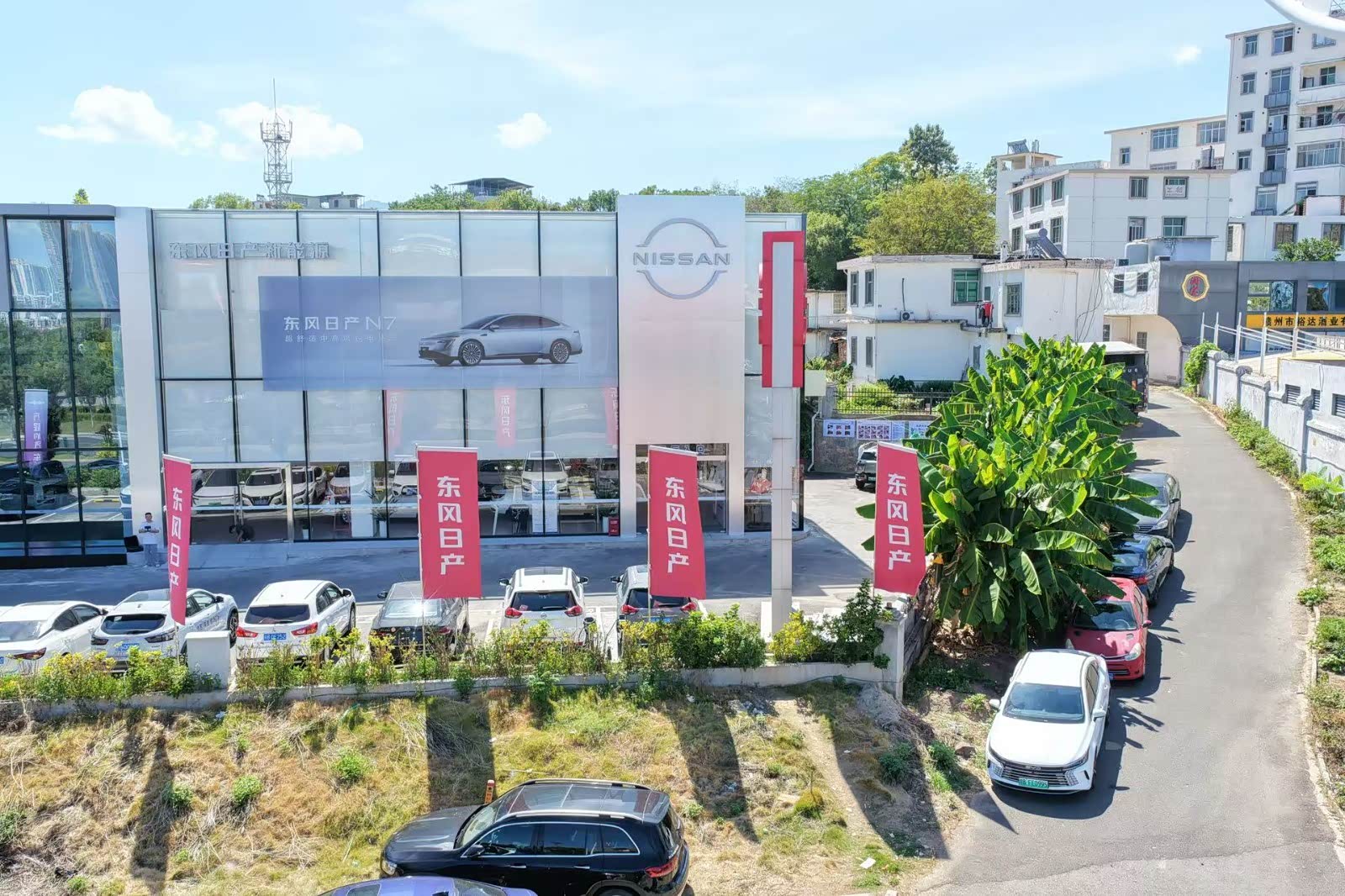东风日产赣州利隆4S店