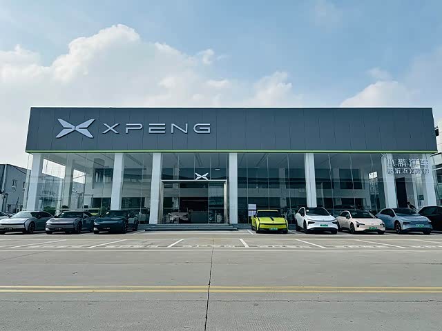 小鹏丨临沂沂河路