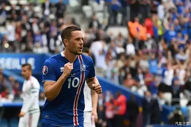 【细数足坛球星的壕车 你绝 对想不到_现代北