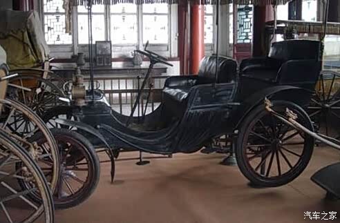 【奔驰历史传承:中国第一位奔驰车主_乐山华星