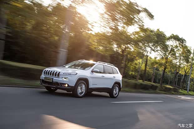 【广汽菲克的肾上腺激素:J.eep自由光_汽车新