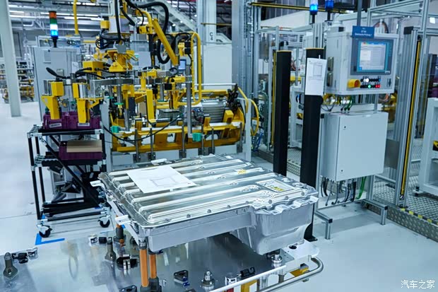 比较大的电瓶工厂 620x0_1_q87_autohomedealer__wKjB0lejC0WAIjDSAAPrjERGMqc617.jpg