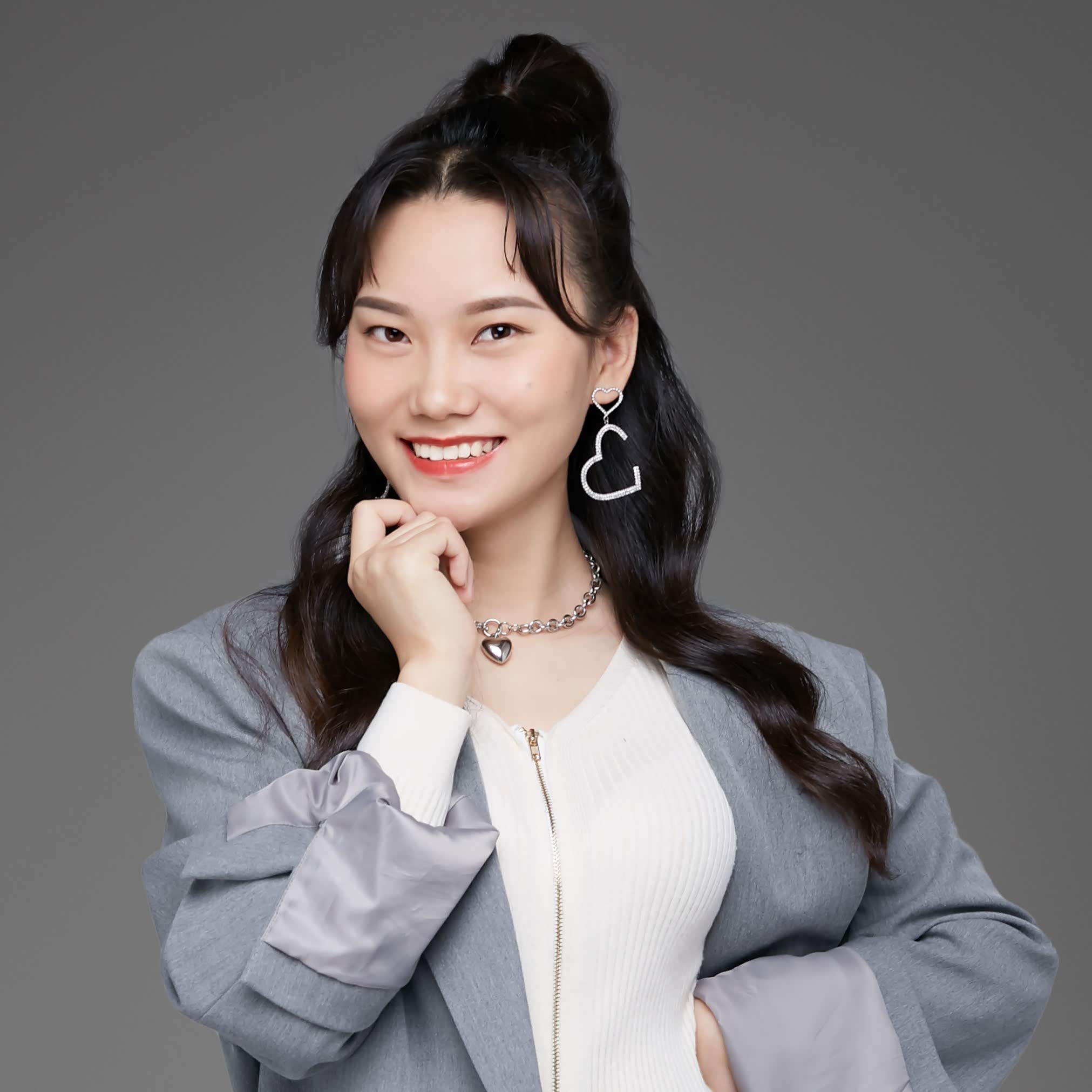 金牌销售柯艳丽