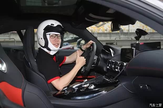 【中升奔驰平洲店 驾驶学院 赛道三部曲_中升