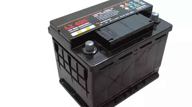 赤峰道路救援服务机构-汽车电瓶更换