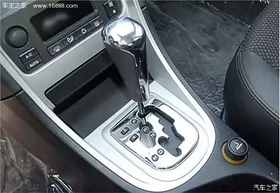 道奇酷威p档时稍微一踩刹车挂档这就发出咯噔