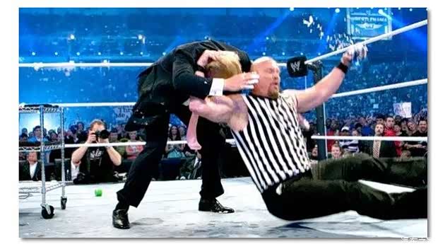 【70岁的老头拥豪车美女无数还统治全世界_大庆大众新闻资讯】-汽车之家