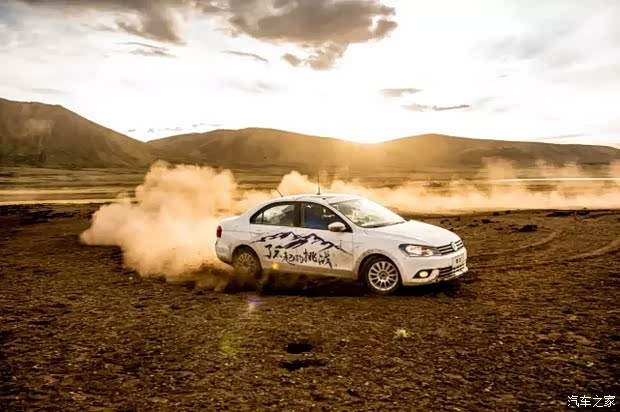 【捷达穿越千里无人区创造世界纪录_版纳捷成