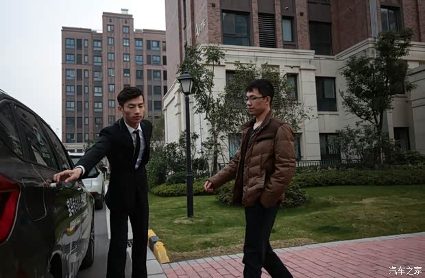 【徐州宝尊任性极致 宝马免费专车接驾活动圆