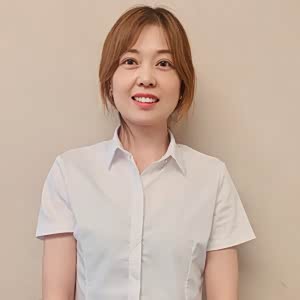 李世芳