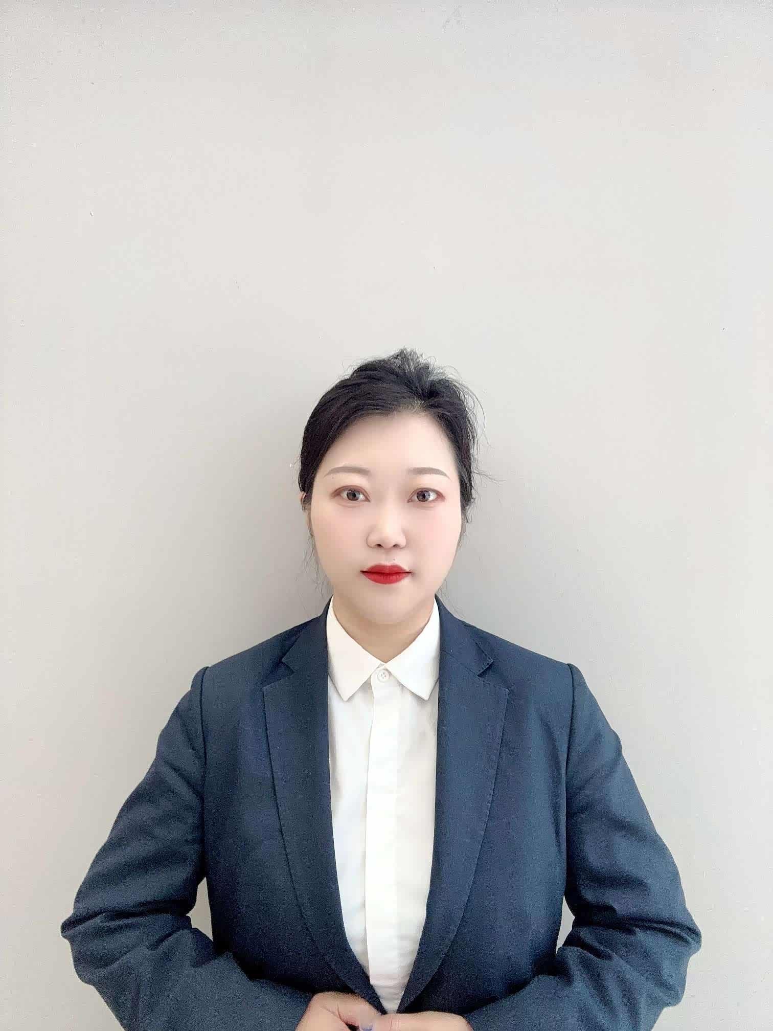 李莎