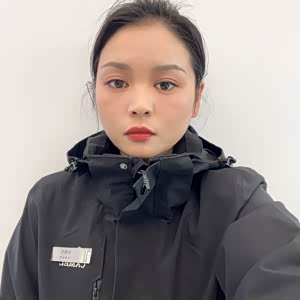 王露