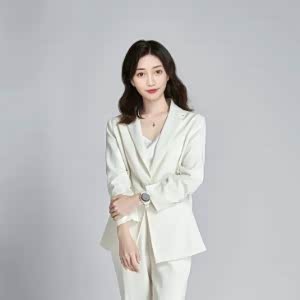 金牌销售小周周