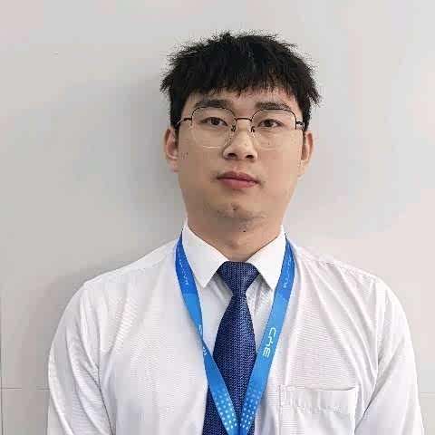 李阳