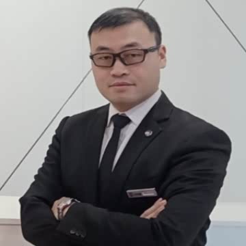 潘鹏