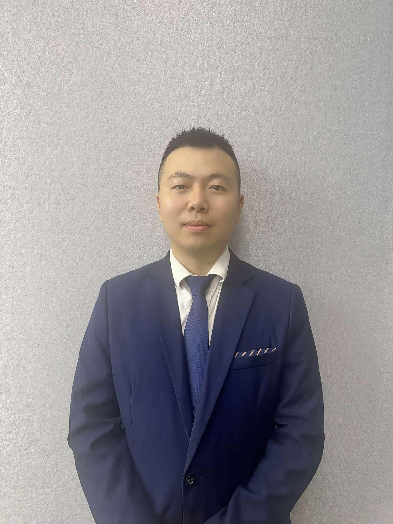 二级经理毛鲒淇