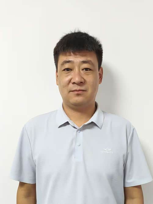 曹连伟