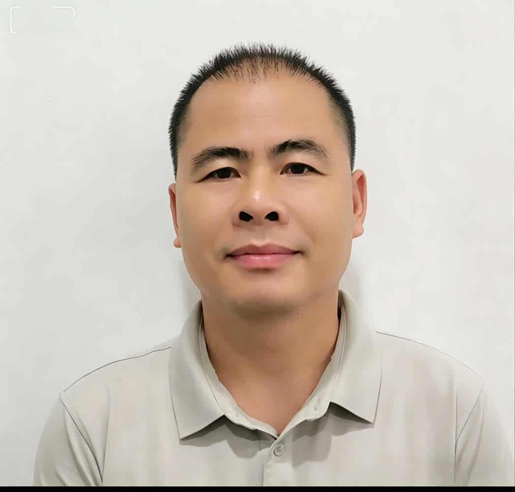黄政华