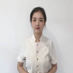 胡曼清