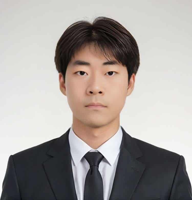 尹锦龙